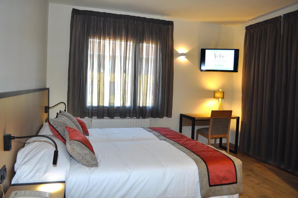 Hotel Sole La La Pobla de Segur Room photo